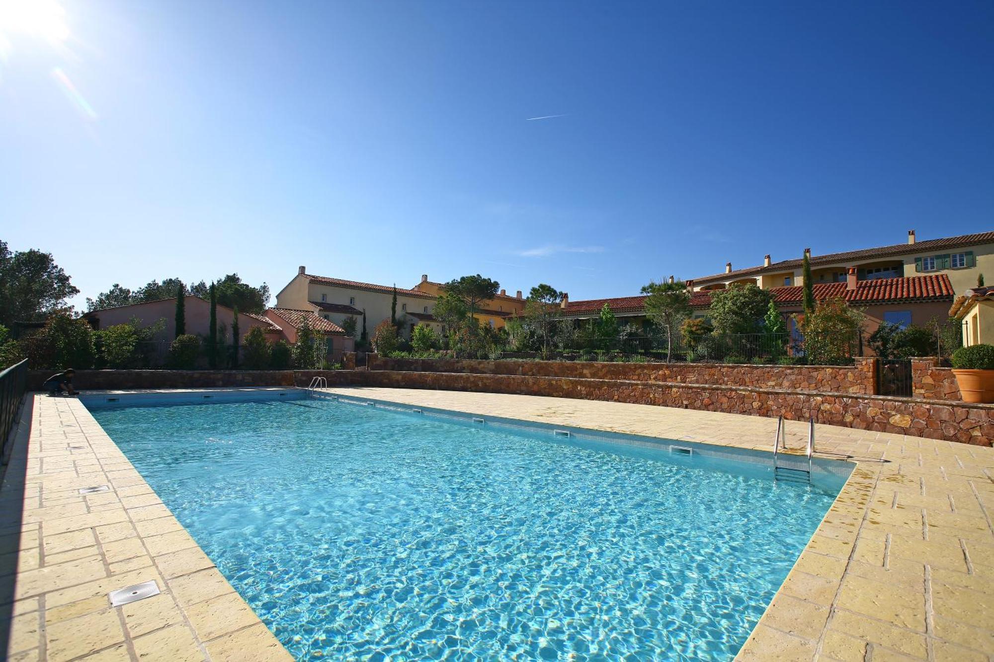 Les Appartements Et Maisons Du Domaine De Saint Endreol Golf & Spa Resort La Motte  Ngoại thất bức ảnh